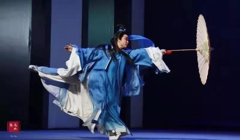 精彩不斷|南京文投連摘省文華獎12獎項，迎來《梅園往事》南京首演